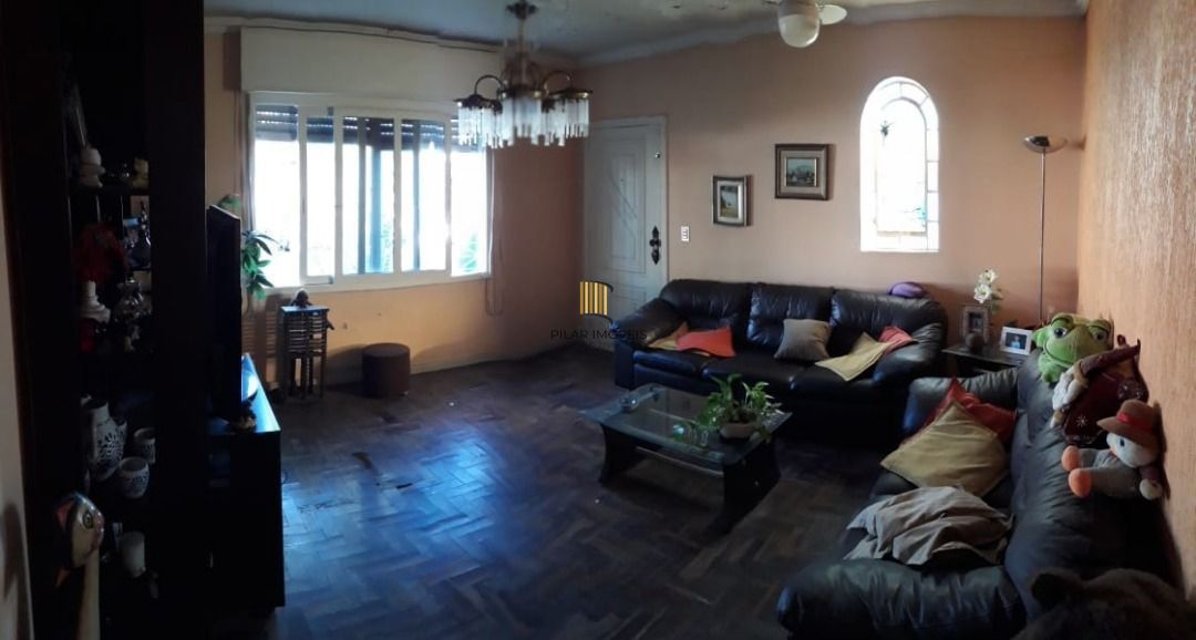 Casa para Venda - 150m², 4 dormitórios, Tristeza