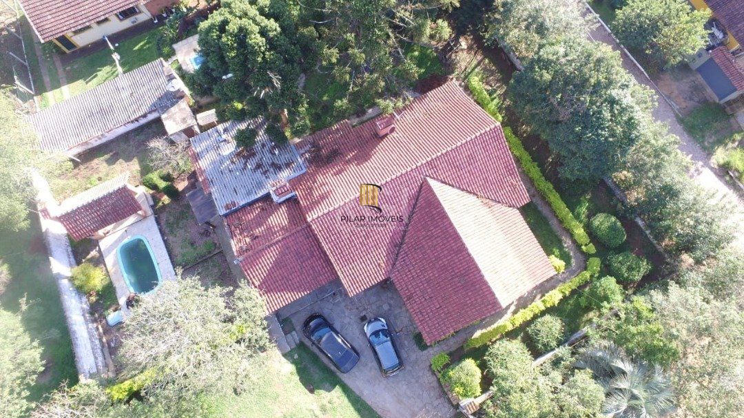 Casa para Venda - 250m², 3 dormitórios, sendo 1 suites, 4 vagas - Taruma