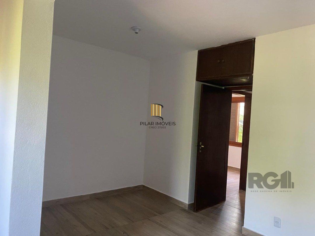 Casa de Condomínio 3 dormitórios no bairro Hípica