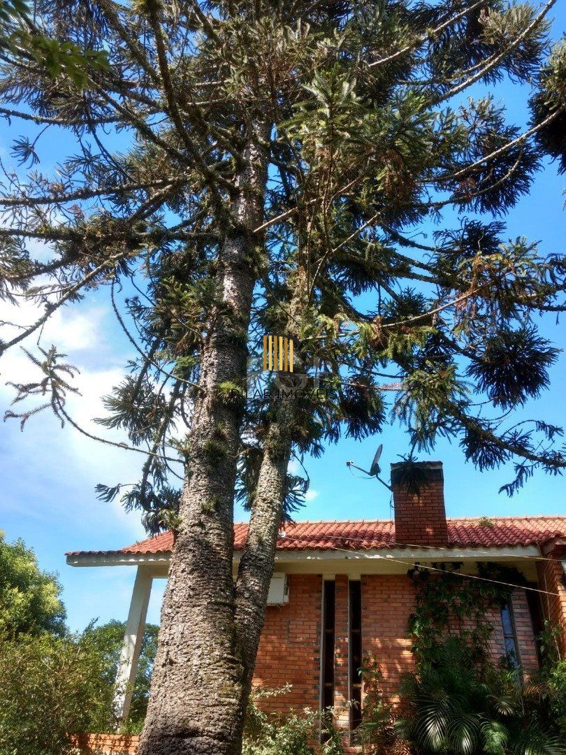 Casa para Venda - 250m², 3 dormitórios, sendo 1 suites, 4 vagas - Taruma