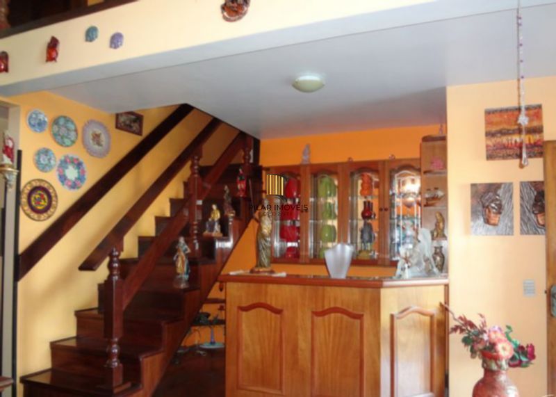 Casa para Venda - 269m², 3 dormitórios, Cristal