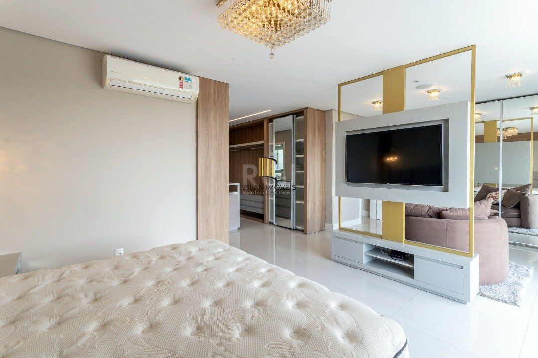 Casa Condominio para Venda - 519m², 4 dormitórios, sendo 4 suites, 2 vagas - Sans Souci