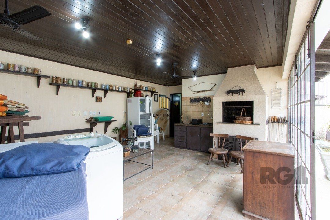 Casa para Venda - 200m², 3 dormitórios, sendo 1 suites, 3 vagas - Jardim Verde