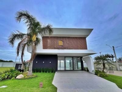 Casa de Condomínio 5 dormitórios no bairro Atlântida Sul