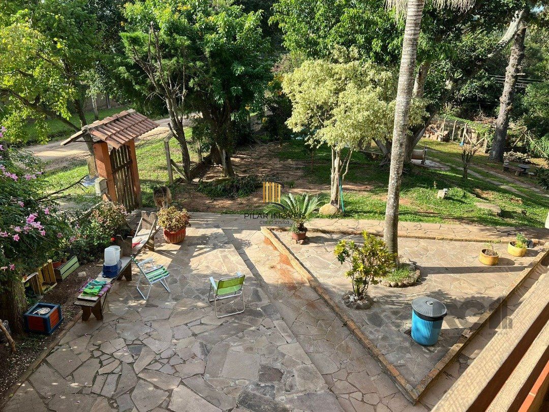 Casa 4 dormitórios no bairro Hípica