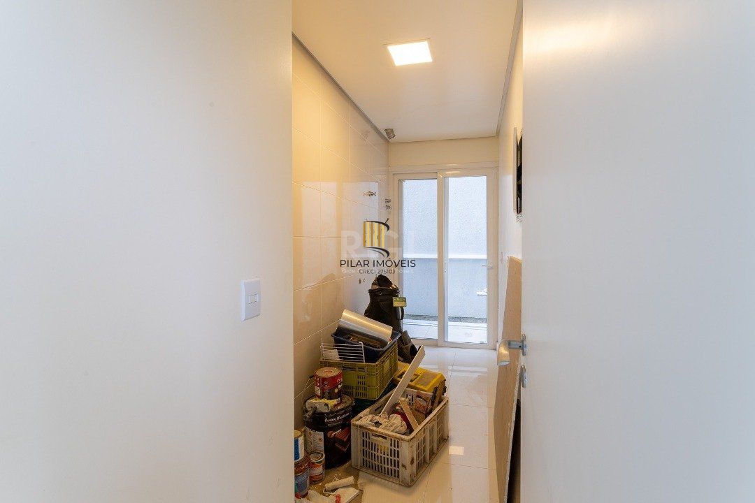 Casa Condominio para Venda - 294.3m², 5 dormitórios, sendo 5 suites, 4 vagas - Terra Ville