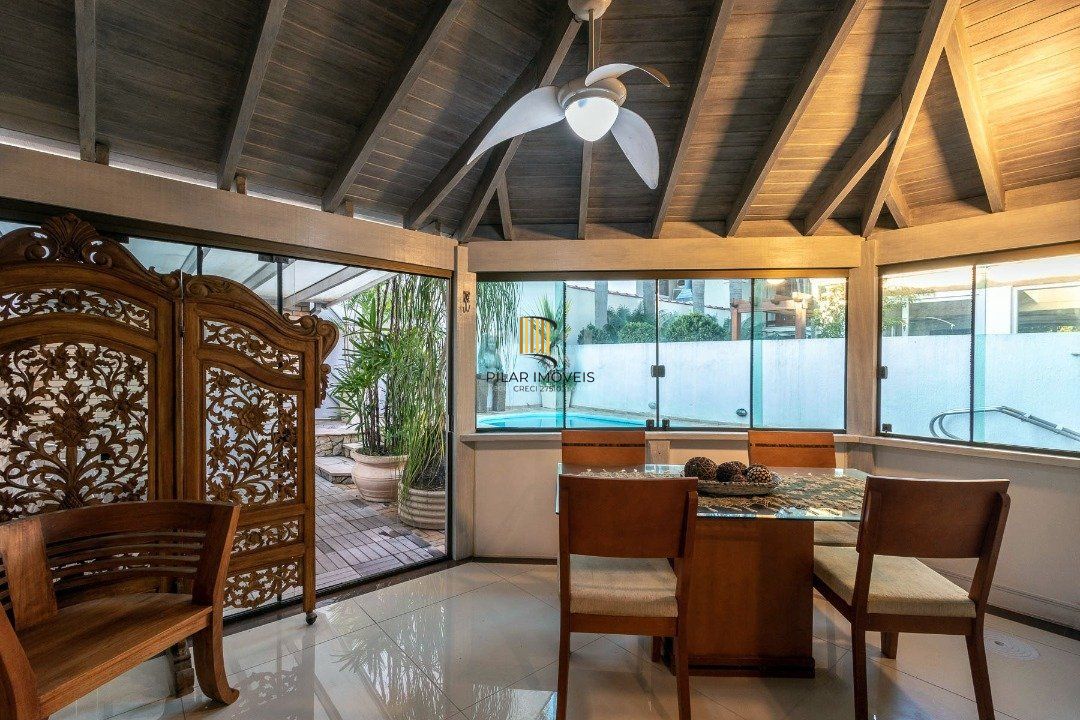 Casa Condominio para Venda - 233.52m², 3 dormitórios, sendo 3 suites, 2 vagas - Ipanema