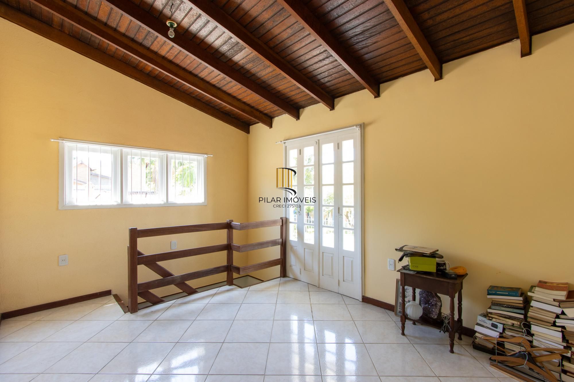 Casa Residencial à Venda no Bairro Guarujá, Porto Alegre, RS