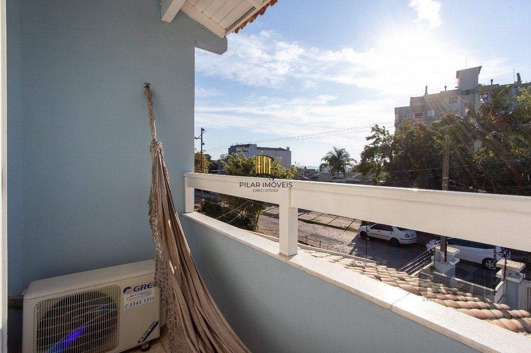 Casa 4 dormitórios no bairro Vila Conceição