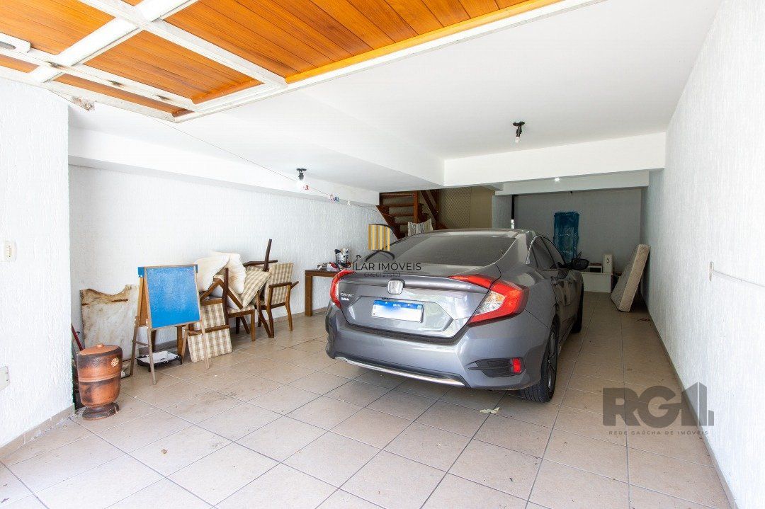 Casa 4 Dormitório(s) Bairro Tristeza