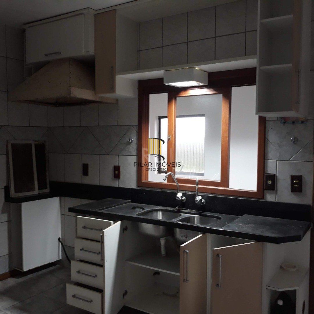 Casa 3 dormitórios no bairro Martinica