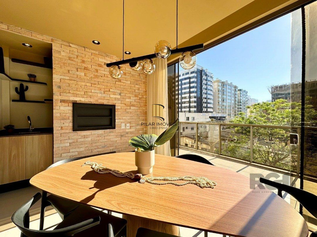 Apartamento 2 dormitórios no bairro Centro