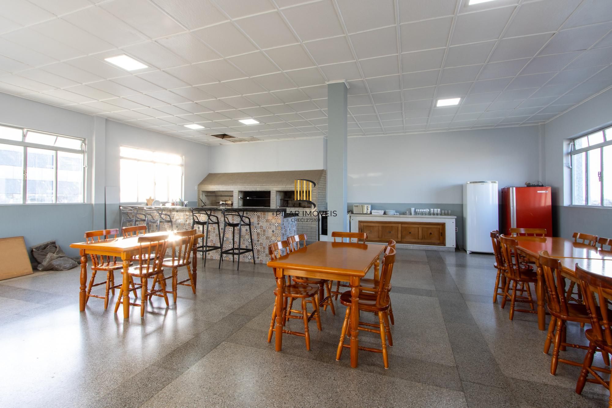Apartamento para Venda - 238m², 3 dormitórios, sendo 1 suites, 1 vaga - Floresta