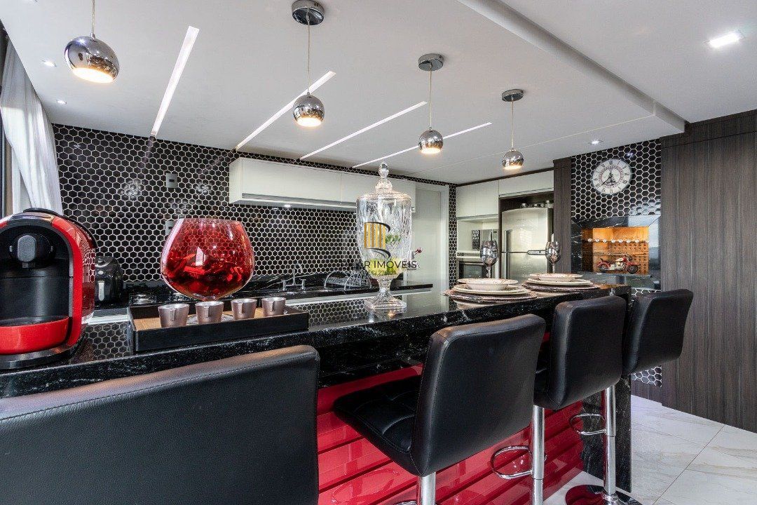 Duplex para Venda - 128.73m², 3 dormitórios, sendo 1 suites, 3 vagas - Cristal