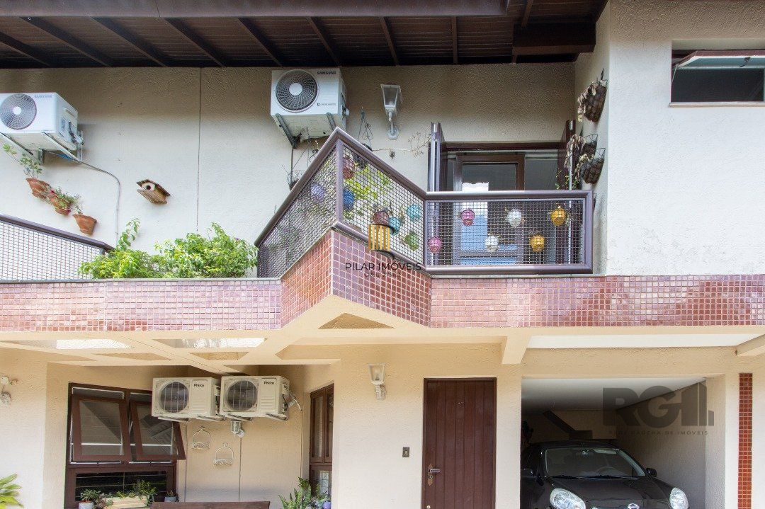 Casa Condominio para Venda - 139m², 3 quartos, 1 suite, 1 vaga - Cavalhada