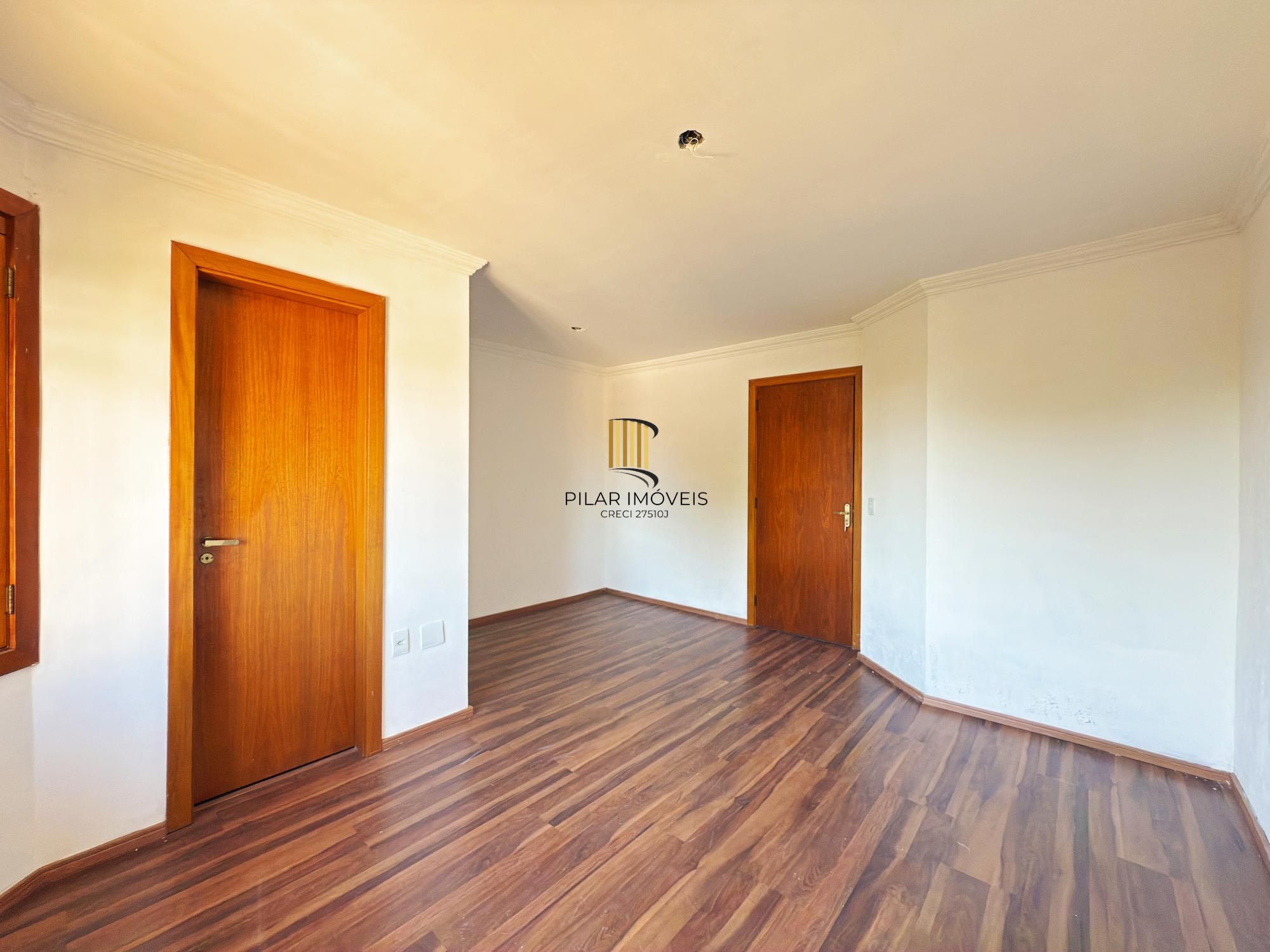 Casa em condomínio 3 dormitórios (2 suites), 3 vagas - Bairro Jardim Isabel