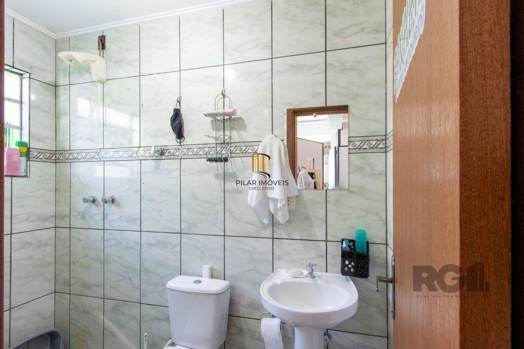 Casa 2 dormitórios no bairro Espírito Santo