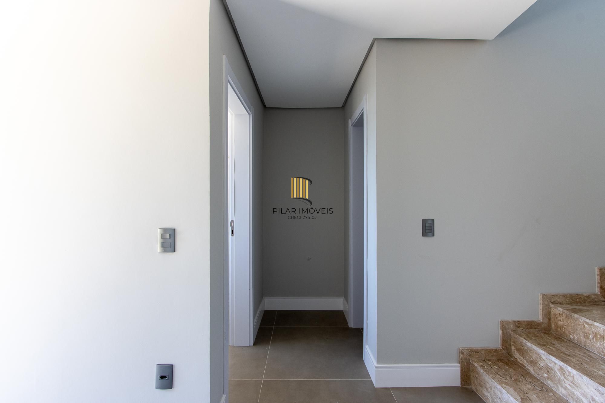 Casa em condomínio com conforto e exclusividade no bairro Tristeza