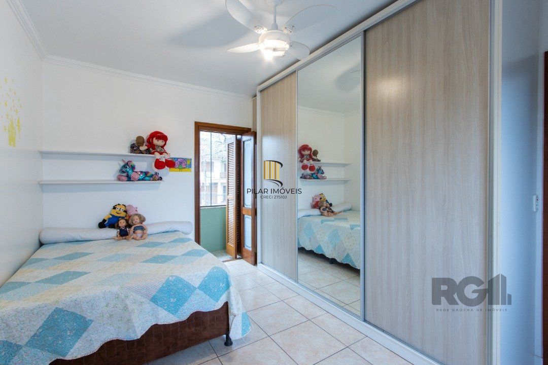 Casa 6 dormitórios no bairro Tristeza