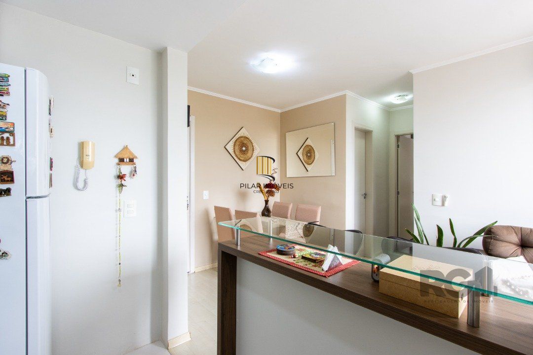 Apartamento 2 quartos, 1 vaga escritura, elevador - Bairro Cristal