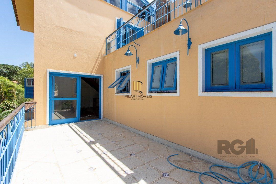 Casa 4 dormitórios no bairro Jardim Isabel