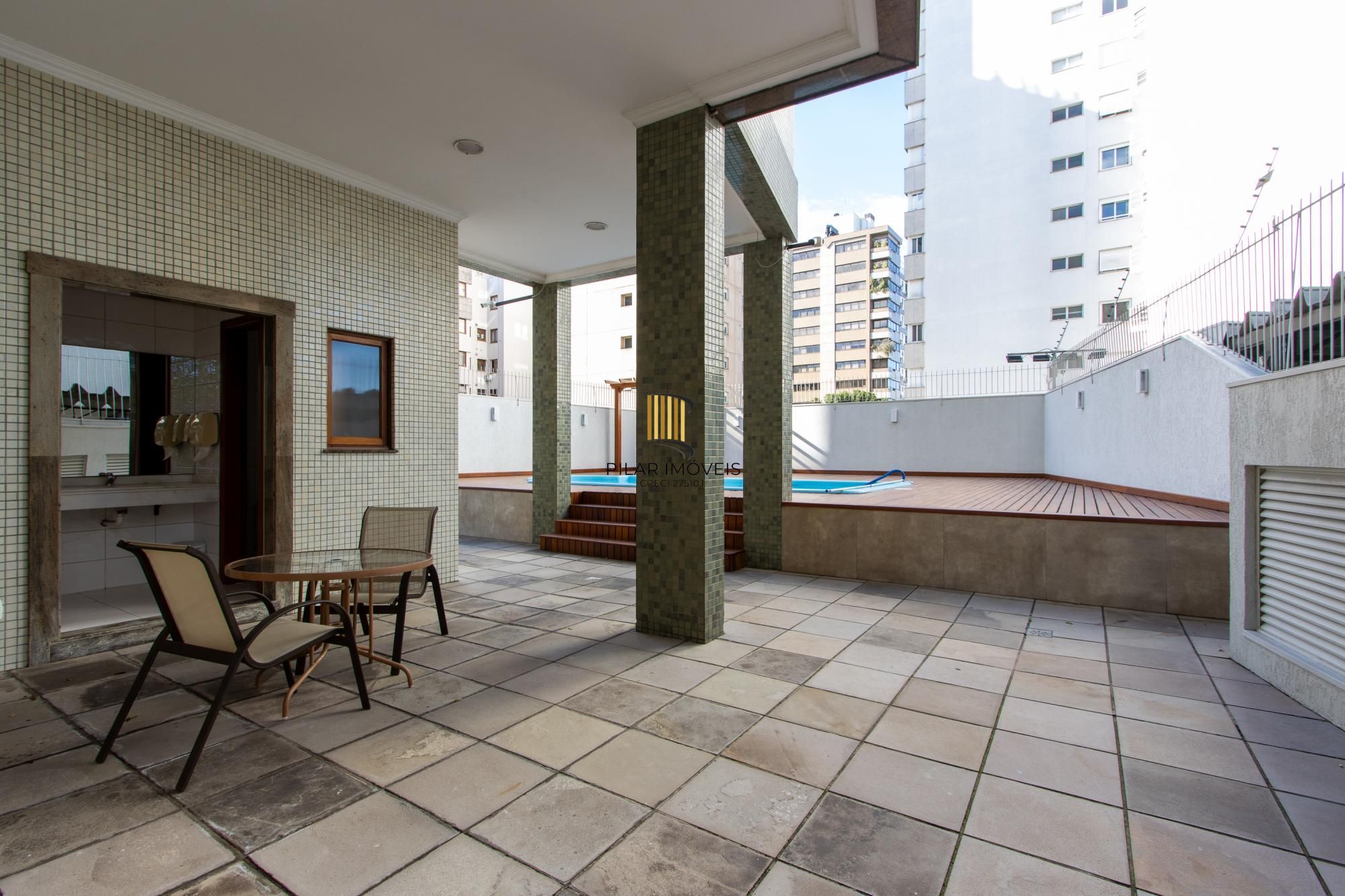 Cobertura 4 dormitórios no bairro Mont Serrat