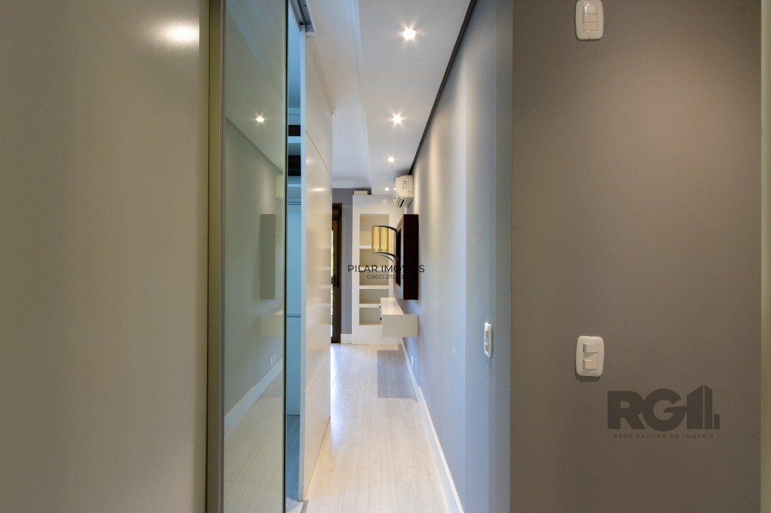Apartamento para Venda - 200.1m², 3 dormitórios, sendo 3 suites, 5 vagas - Cristal