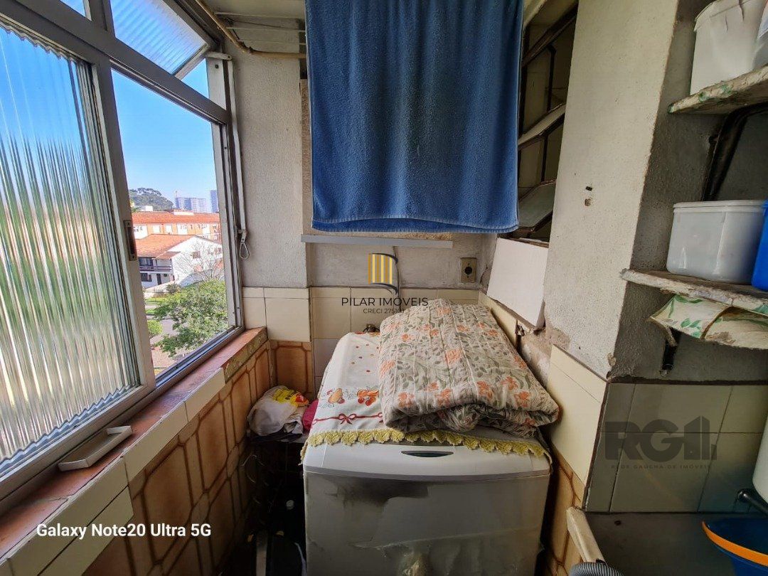 Apartamento 2 dormitórios no bairro Camaquã
