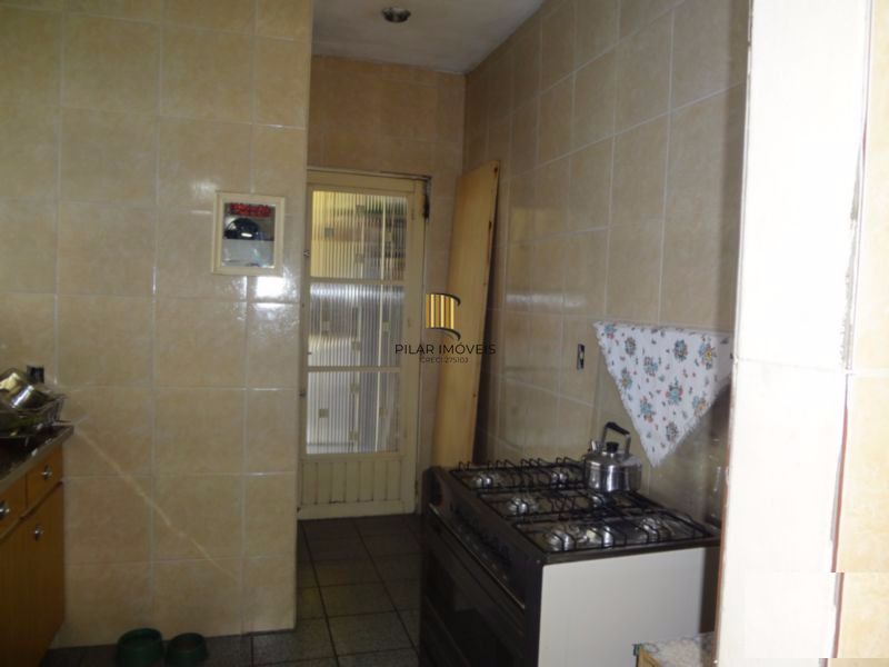 Casa para Venda - 170m², 3 dormitórios, sendo 1 suites, Camaquã
