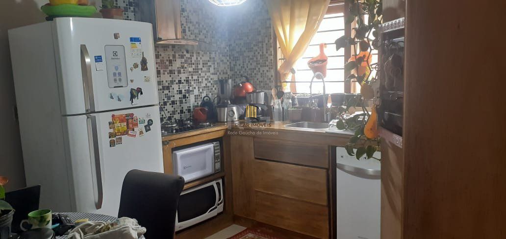 Casa para Venda - 170m², 3 dormitórios, sendo 1 suites, 2 vagas - Feitoria