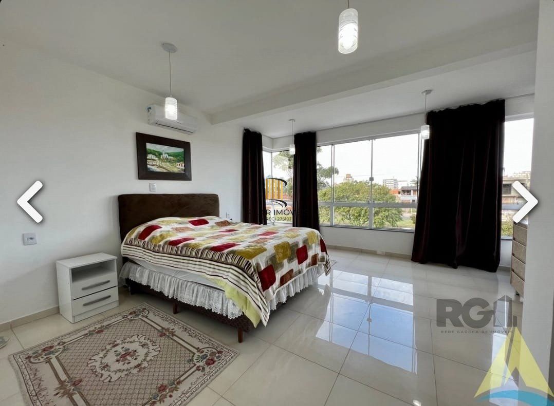 Casa 2 dormitórios no bairro Zona Nova