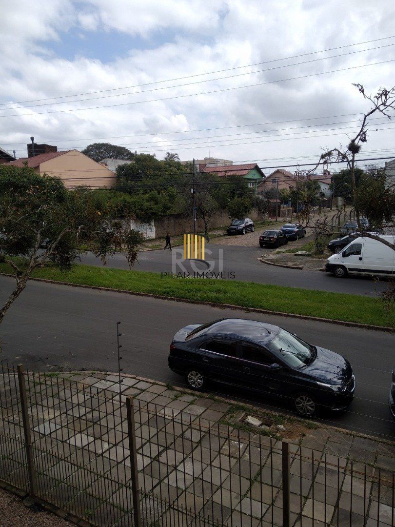 Apartamento para Venda - 87m², 2 dormitórios, 1 vaga - Partenon
