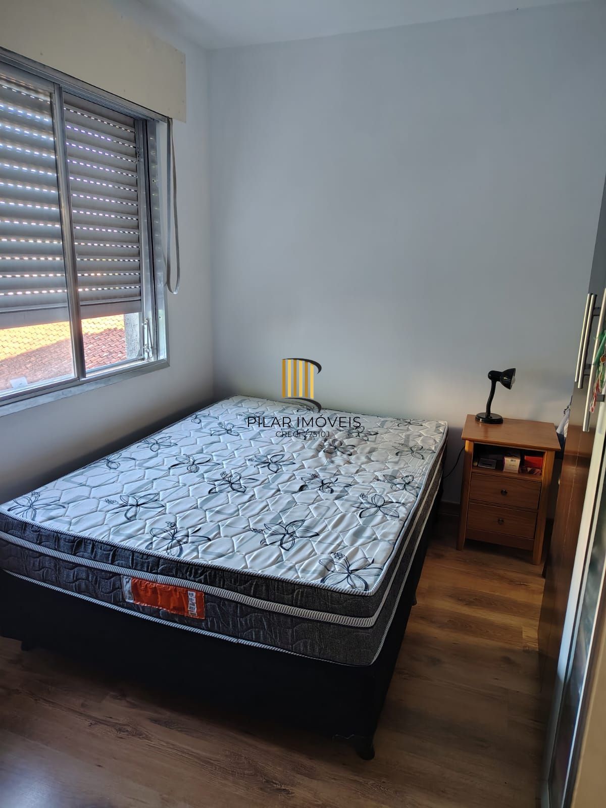 Cobertura, com piscina privativa, no bairro Cristal.