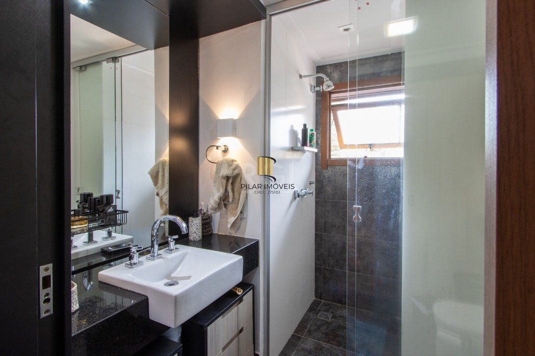 Casa 3 dormitórios no bairro Jardim Isabel