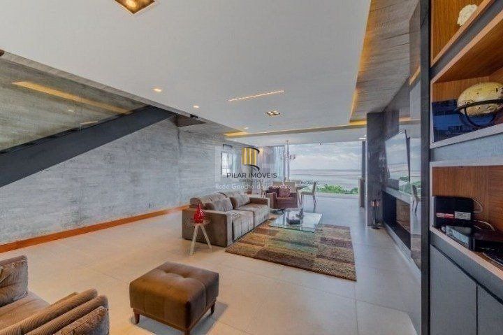 Casa para Venda - 523m², 3 dormitórios, sendo 3 suites, 4 vagas - Sétimo Céu