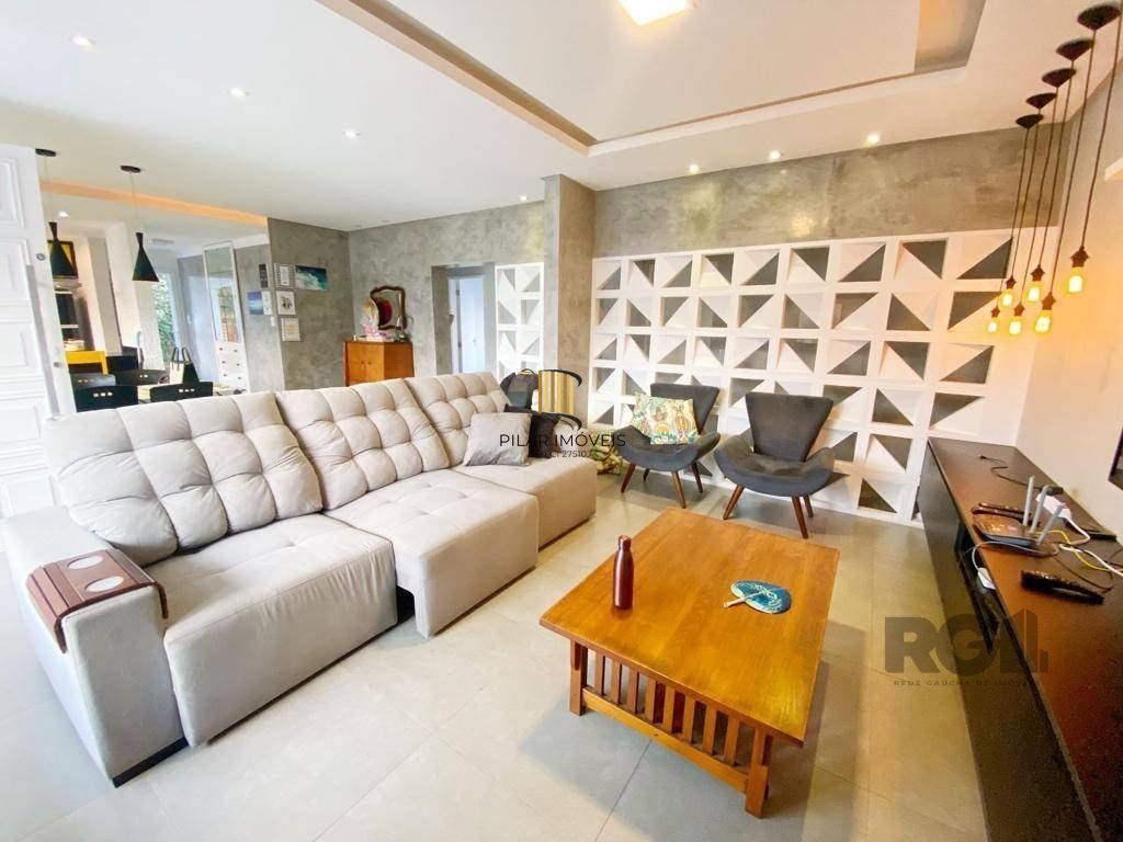 Casa 4 dormitórios no bairro Atlântida