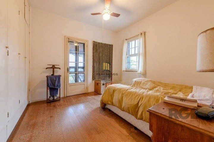 Casa com 3 dormitórios, 153 m² no bairro Vila Conceição, zona sul de Porto Alegre/RS.
