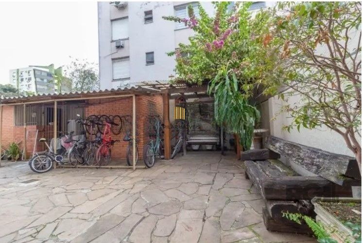 Apartamento 2 dormitórios no bairro Menino Deus