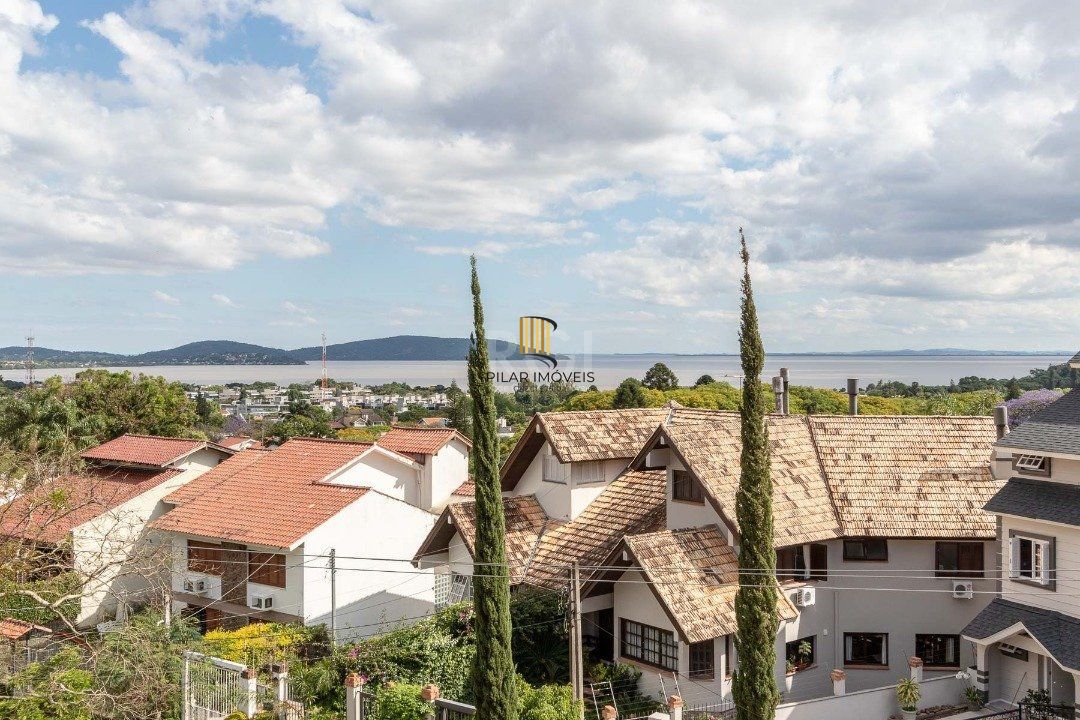 Casa Condominio para Venda - 210.69m², 3 dormitórios, sendo 2 suites, 4 vagas - Jardim Isabel
