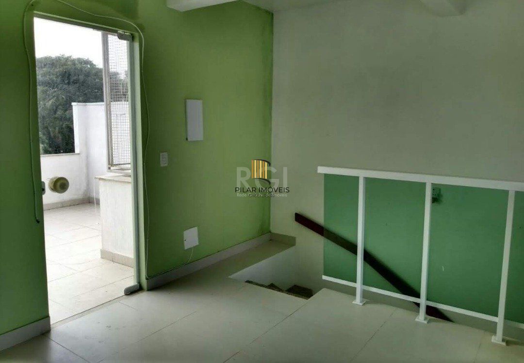 Casa linda com vista para o Rio com 3 pavimentos  com duas suíte