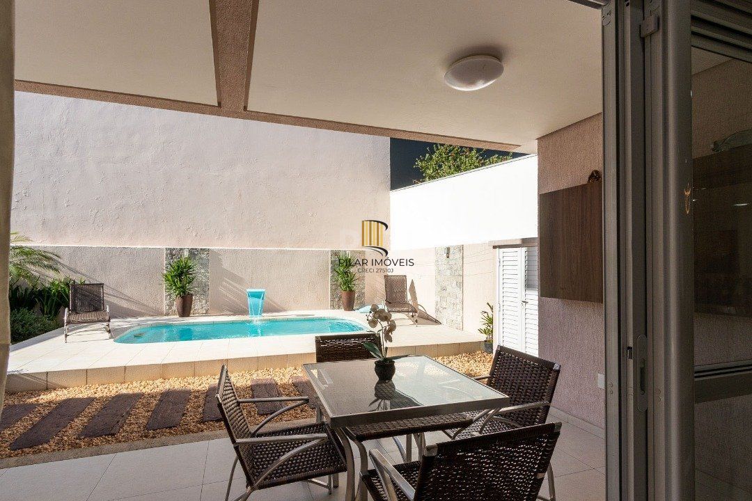 Casa Condominio para Venda - 203.02m², 3 dormitórios, sendo 3 suites, 4 vagas - Hípica