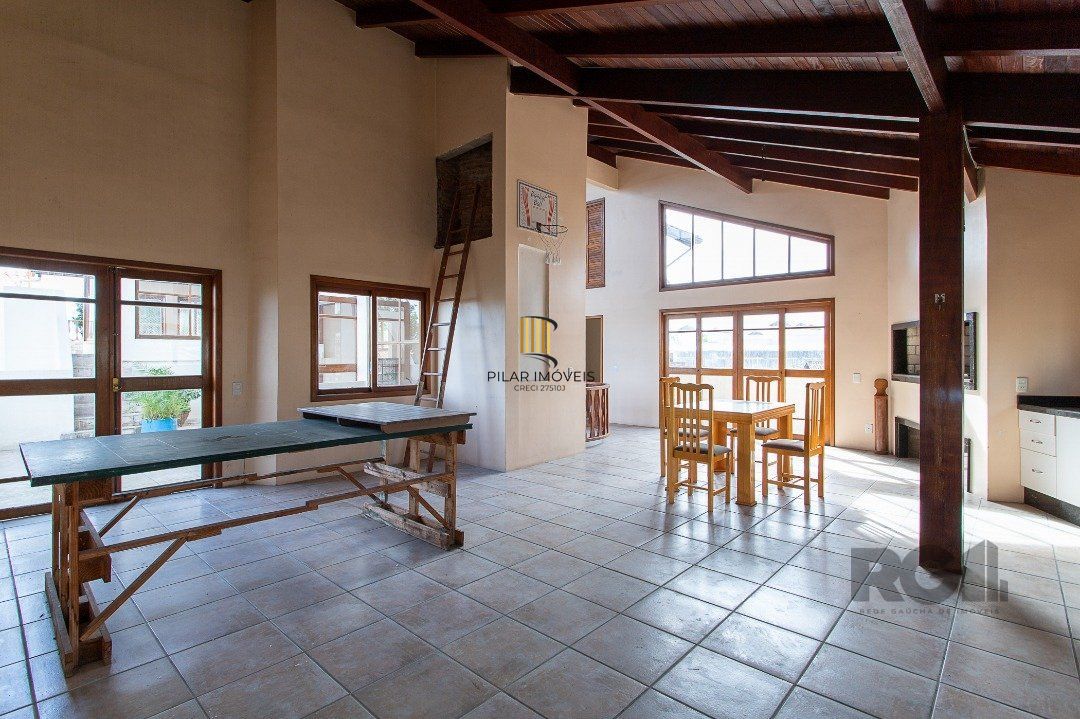 Prédio Comercial no bairro Pedra Redonda