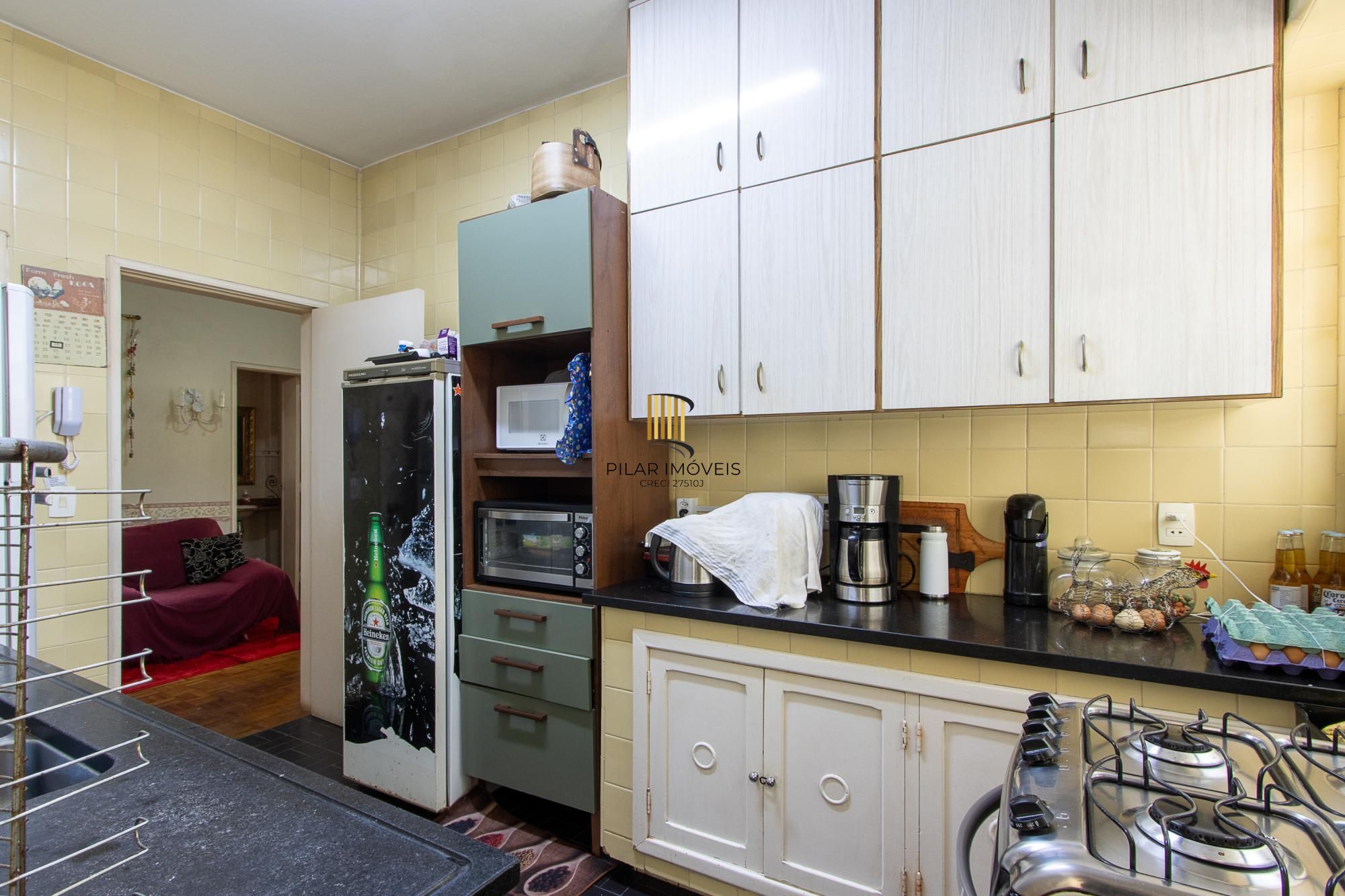 Apartamento 3 Dormitórios Ensolarado no Centro de Porto Alegre