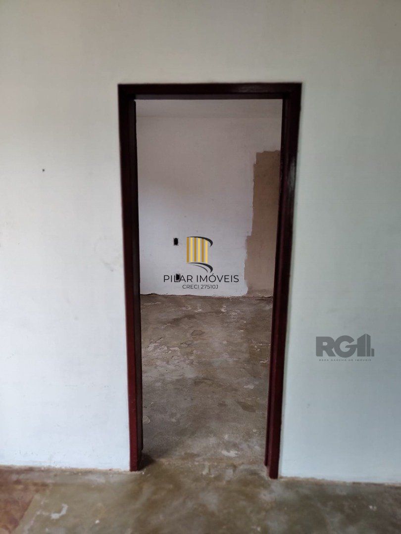 Casa para Venda - 247.37m², 4 dormitórios, 4 vagas - Partenon