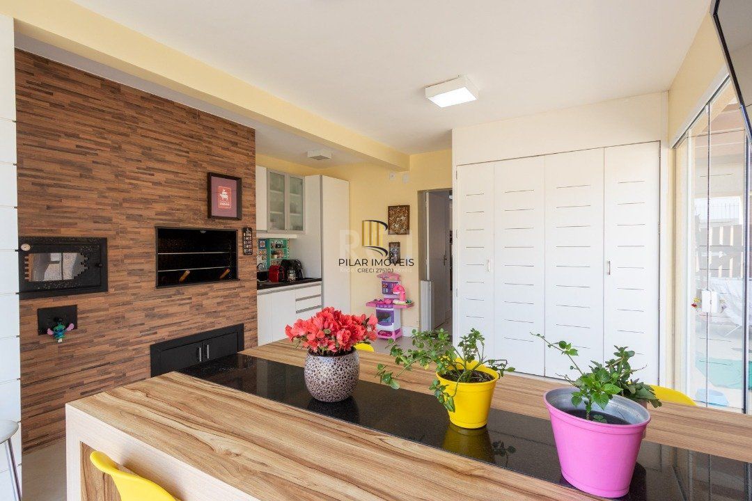 Casa Condominio para Venda - 102.9m², 3 dormitórios, sendo 1 suites, 2 vagas - Camaquã