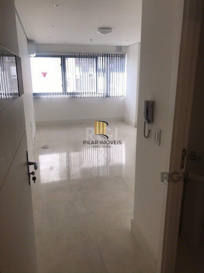 Excelente sala comercial Empreendimento ICON na Assis Brasil, com 25,17 m2