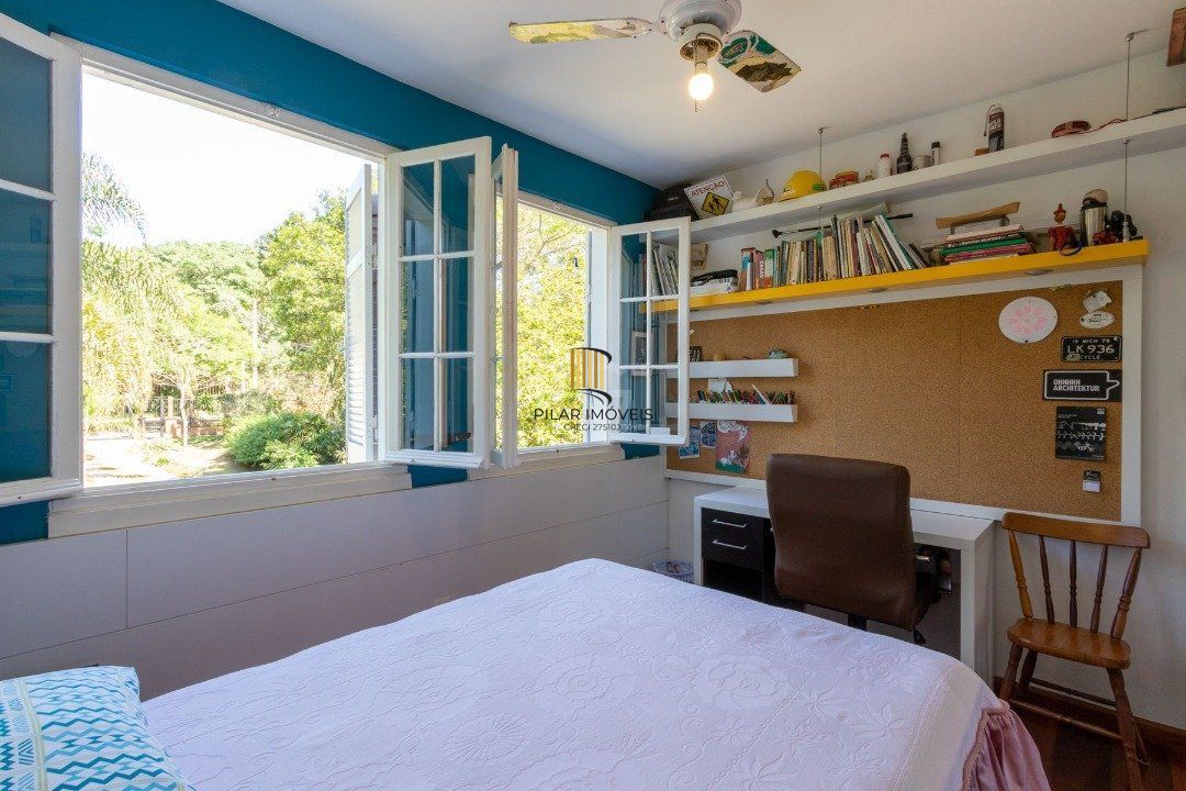 Casa para Venda - 352.19m², 4 dormitórios, sendo 1 suites, 4 vagas - Belém Novo