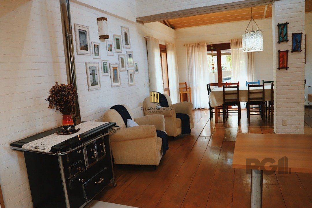 Linda casa em Canela