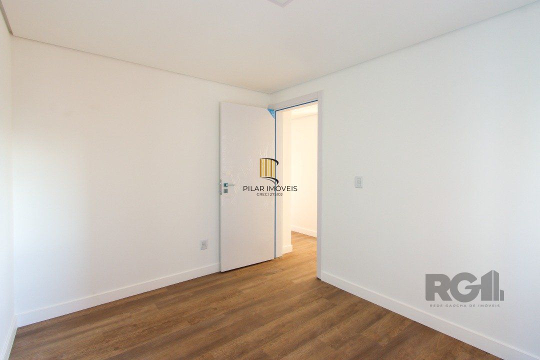 Apartamento em Porto Alegre no Bairro Petrópolis, de 2 quartos, semi mobiliado.