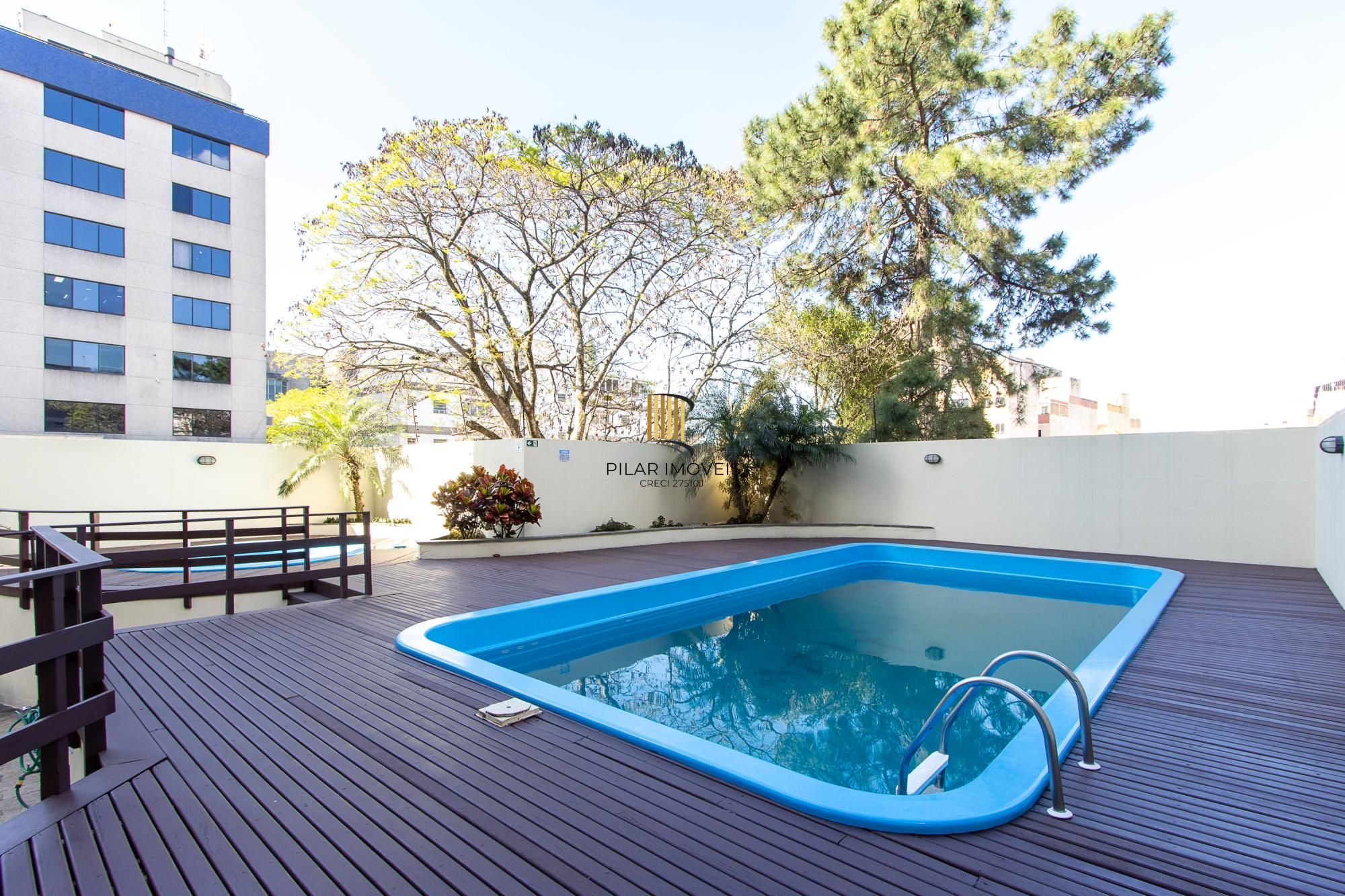 Cobertura 2 dormitórios no bairro Menino Deus